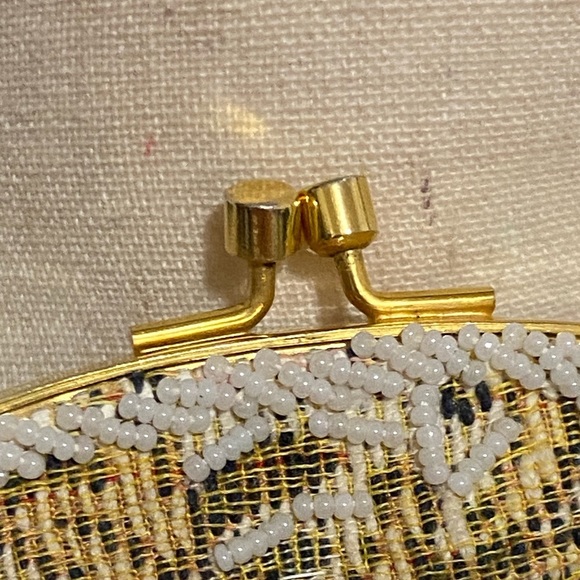 Hand Beaded Vintage Evening Bag 7”x6.5” EUC - Picture 5 of 7